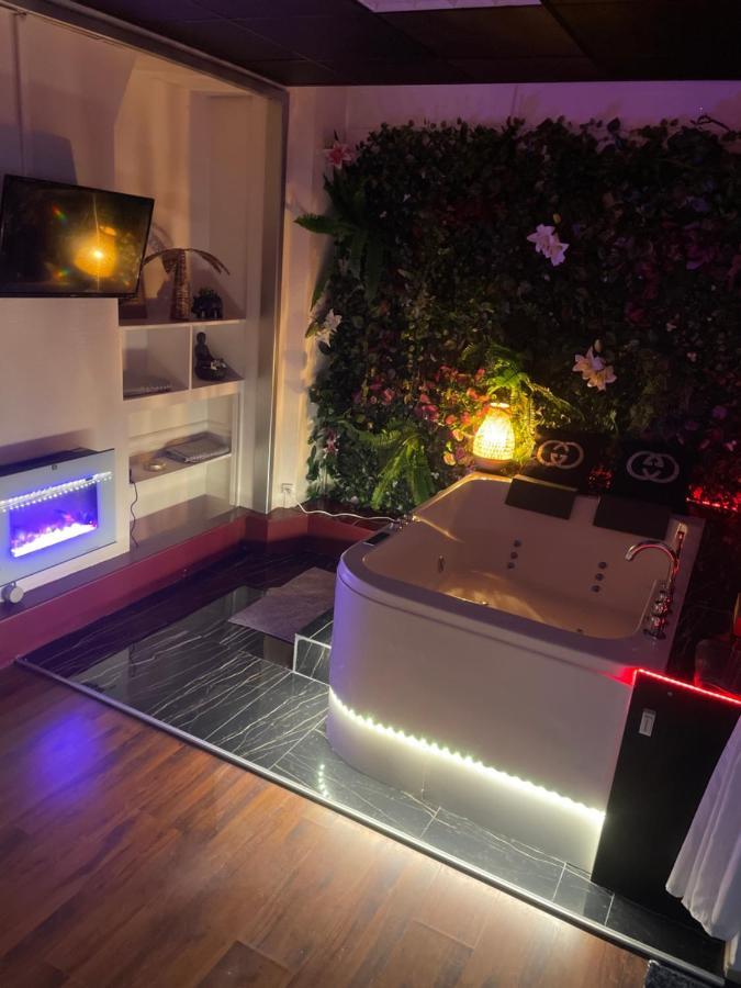 Jacuzzi 9Em Leilighet Paris Eksteriør bilde