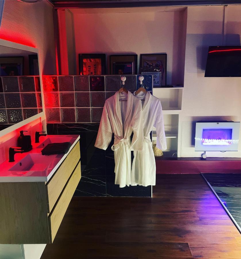 Jacuzzi 9Em Leilighet Paris Eksteriør bilde